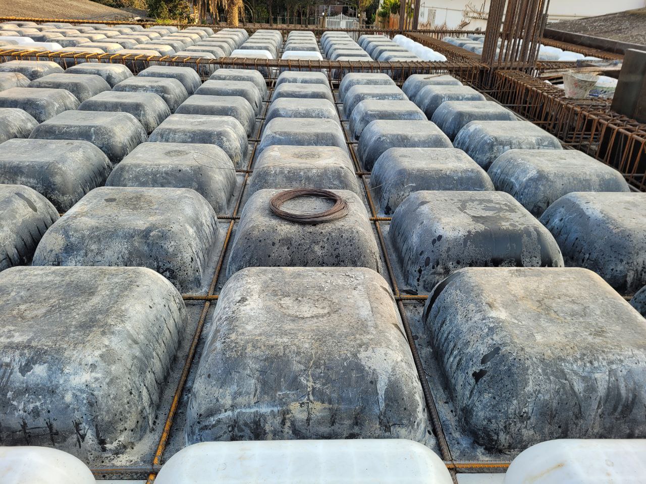 Slab reinforcement installation during structural works of Redline residential building